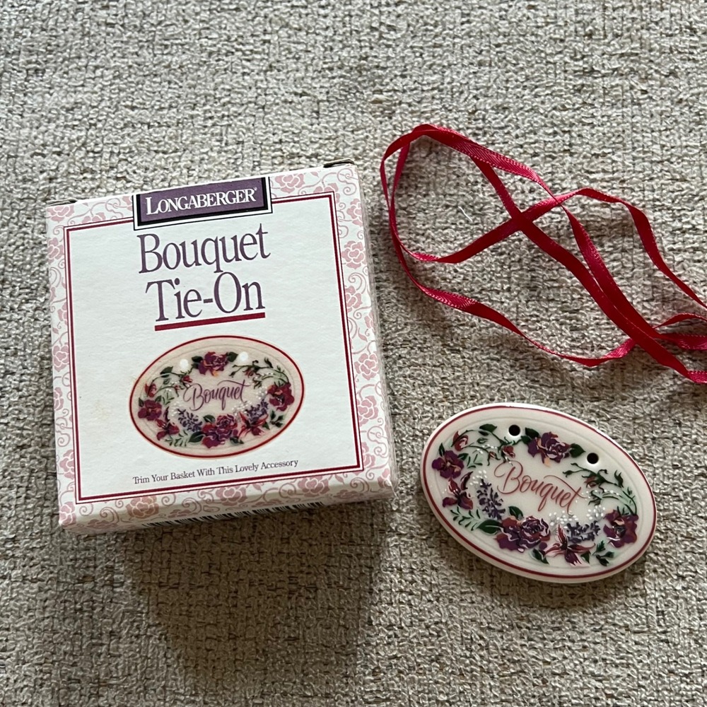 Longaberger Bouquet Tie-On Basket Accessory Ceramic Floral Charm with Box Ribbon